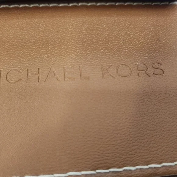 Michael Kors MK 2122 Women Designer Watch - Picture 3 of 8